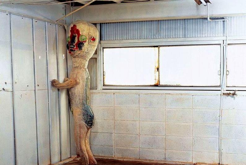 scp173