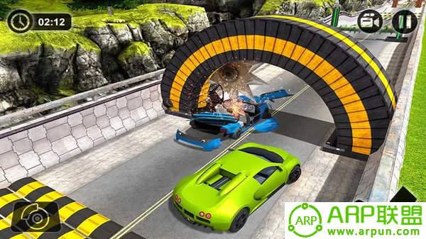 汽车碰撞挑战赛